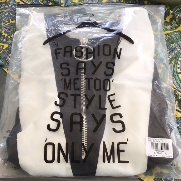 Melelly Top - Picture 9 of 9